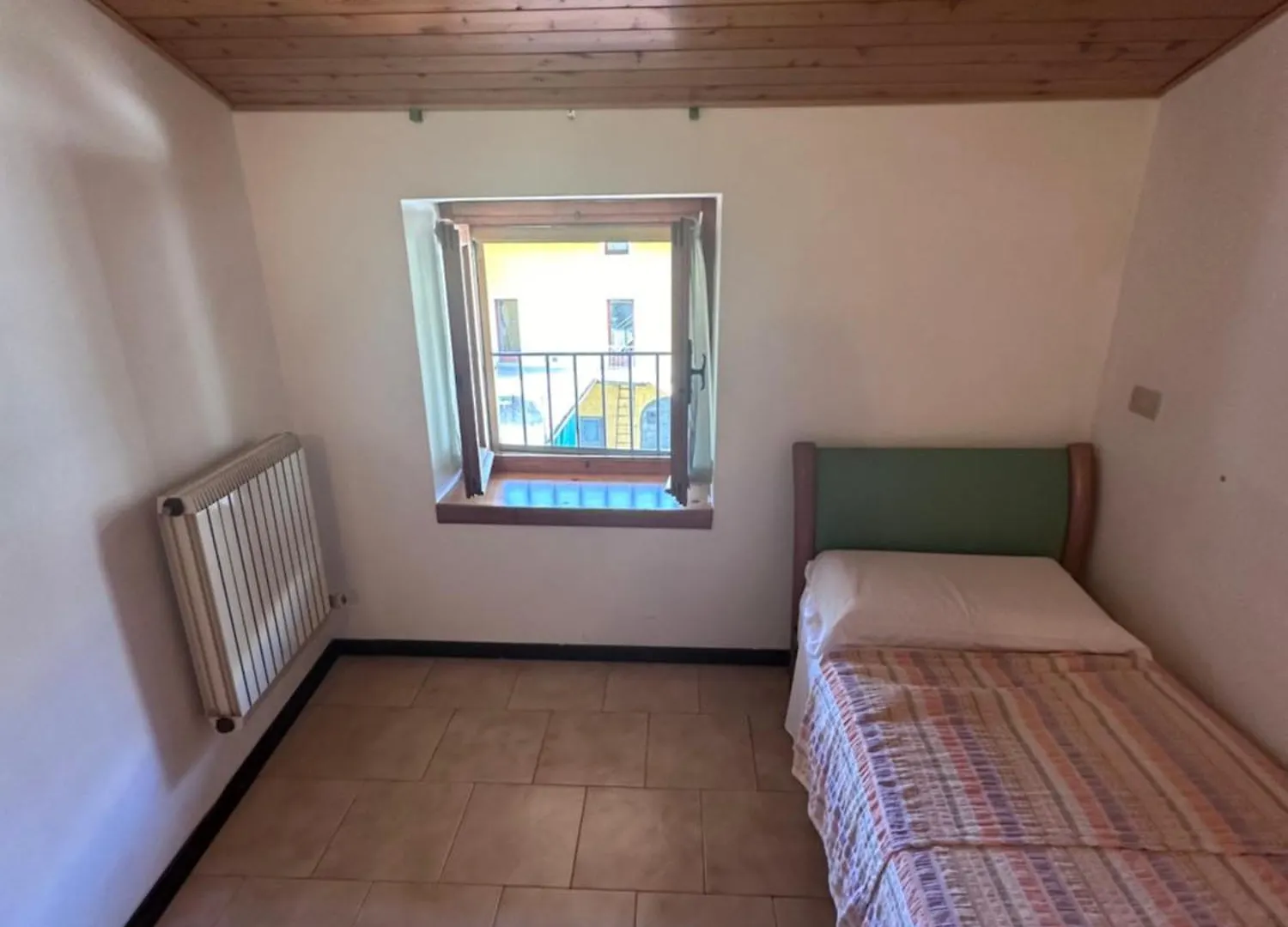 Residence L'Oliveto Garden And Swimming Pool San Felice del Benaco Italy