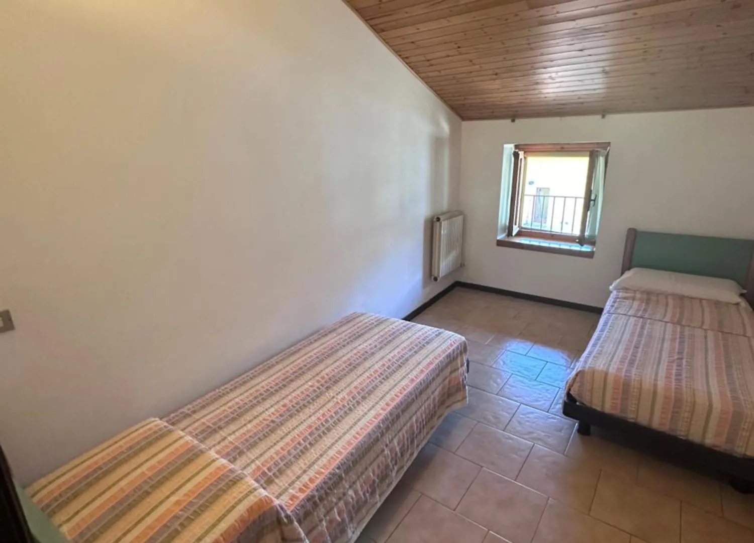 Residence L'Oliveto Garden And Swimming Pool San Felice del Benaco Italy