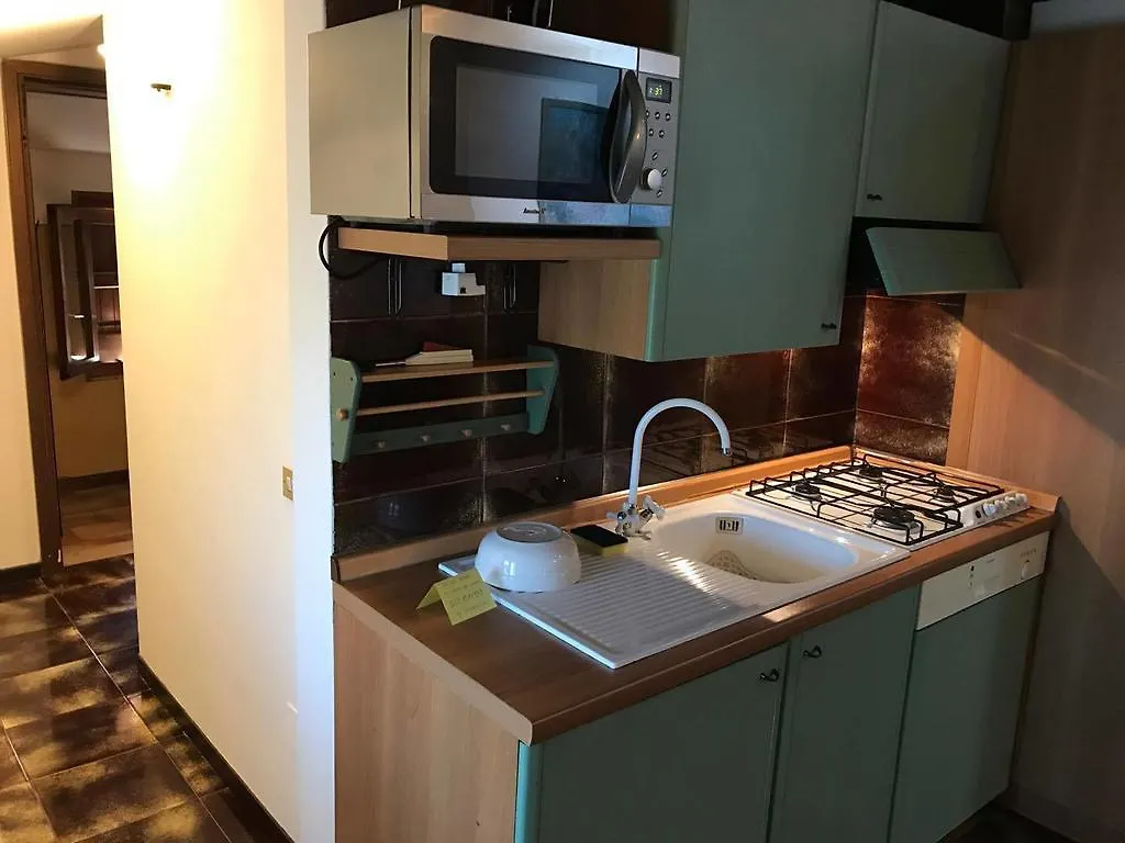 Residence L'Oliveto Garden And Swimming Pool San Felice del Benaco 0*,